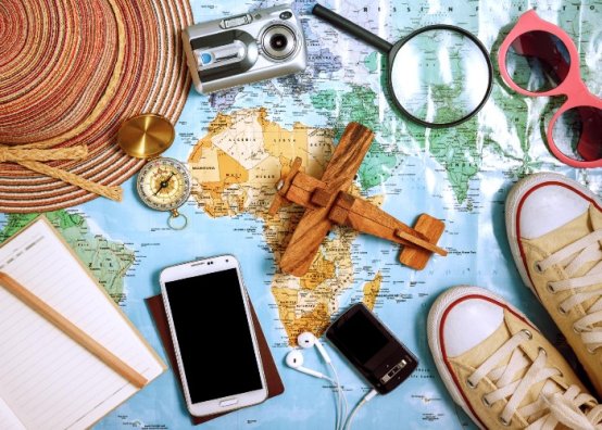 48552903-5005-4278-bd88-c05766c97840-shutterstock774612781travelagentssecretslead