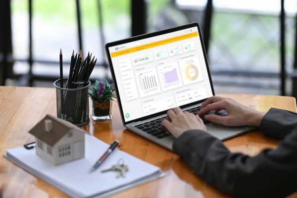 Property Management Software: Essential Features, Pricing, and Selection Tips