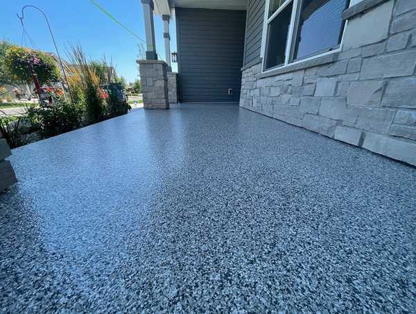 UK Outdoor Resin Flooring 2025: Weather-Resistant, Sustainable, and Stylish